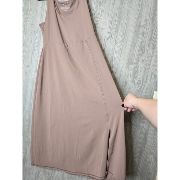 Slit Active Midi Maternity Dress - Isabel Maternity by Ingrid & Isabel L - Picture 5 of 7